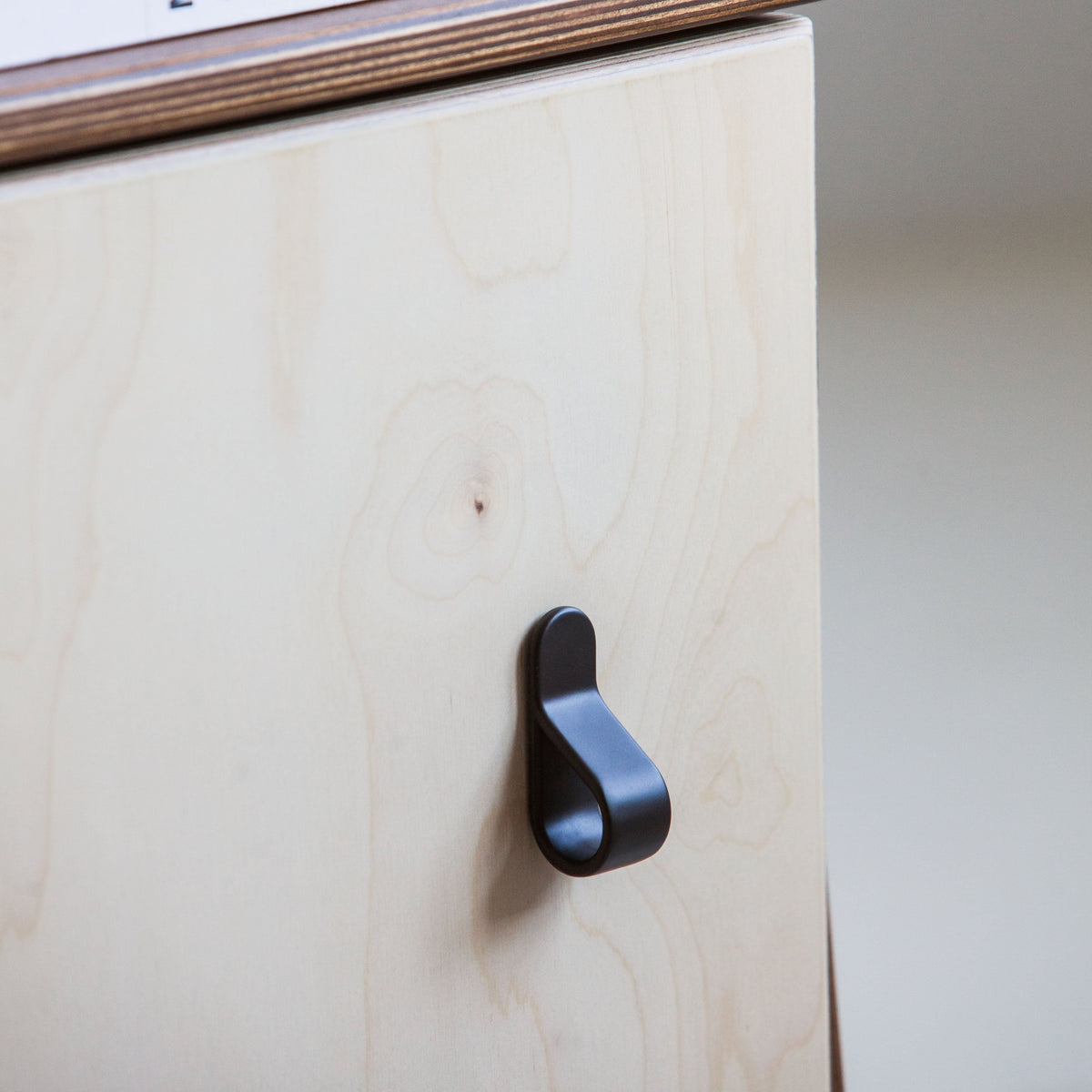 Belt knob brown