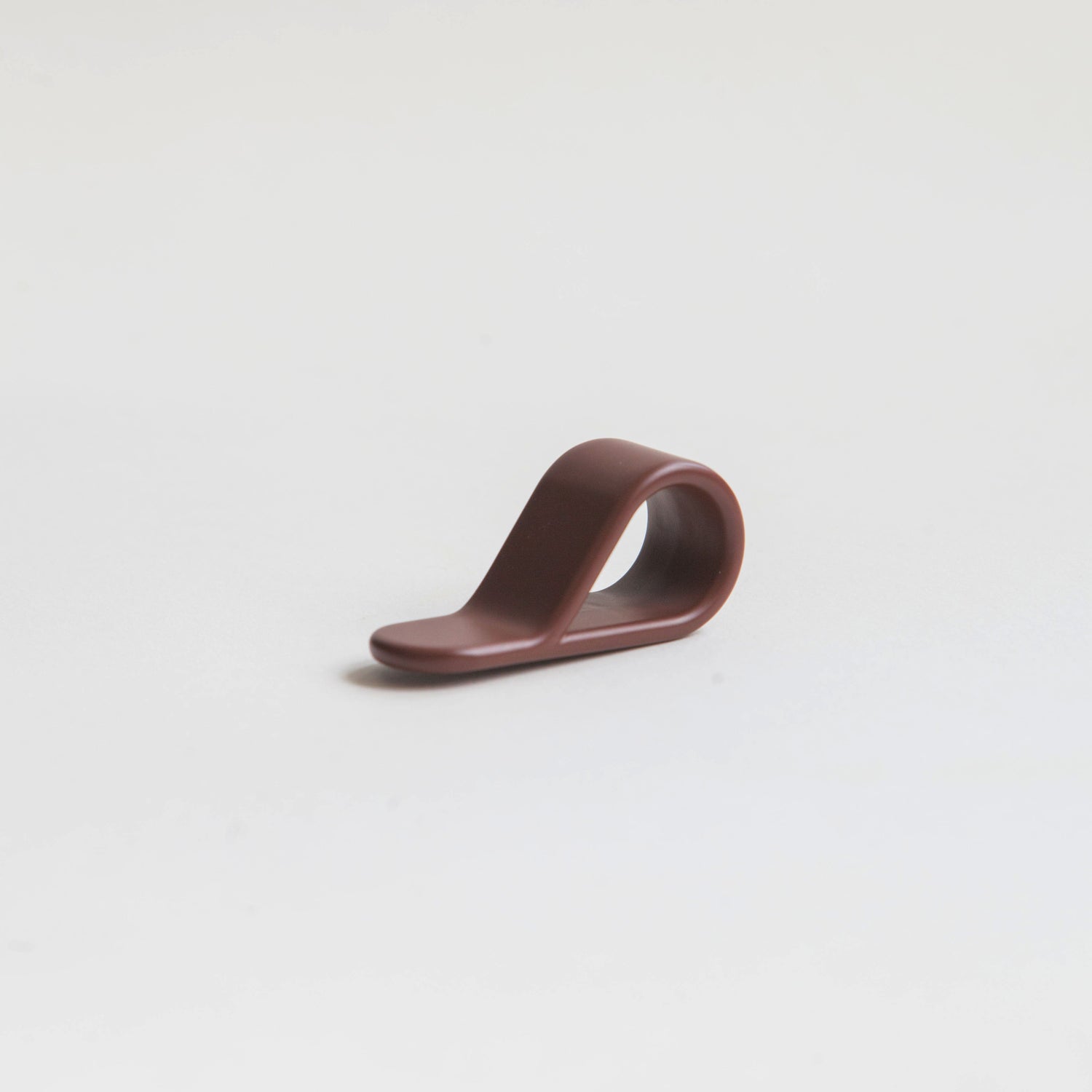 Belt knob red