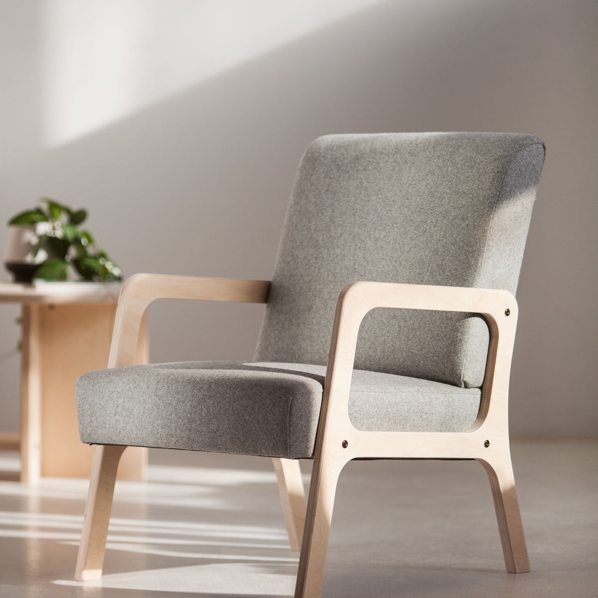 Armchair R