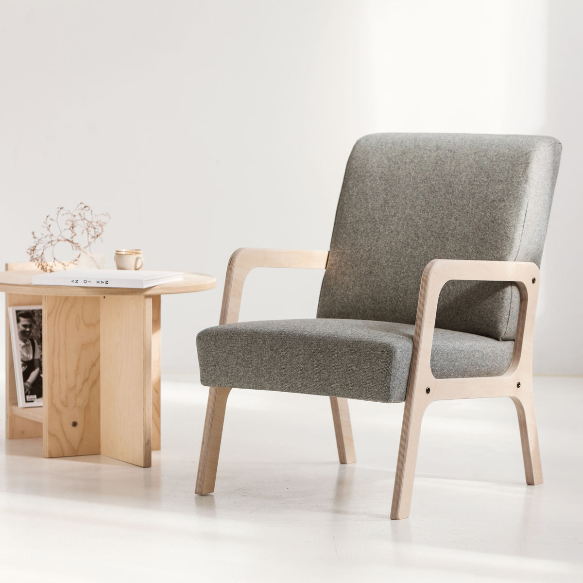 Armchair R