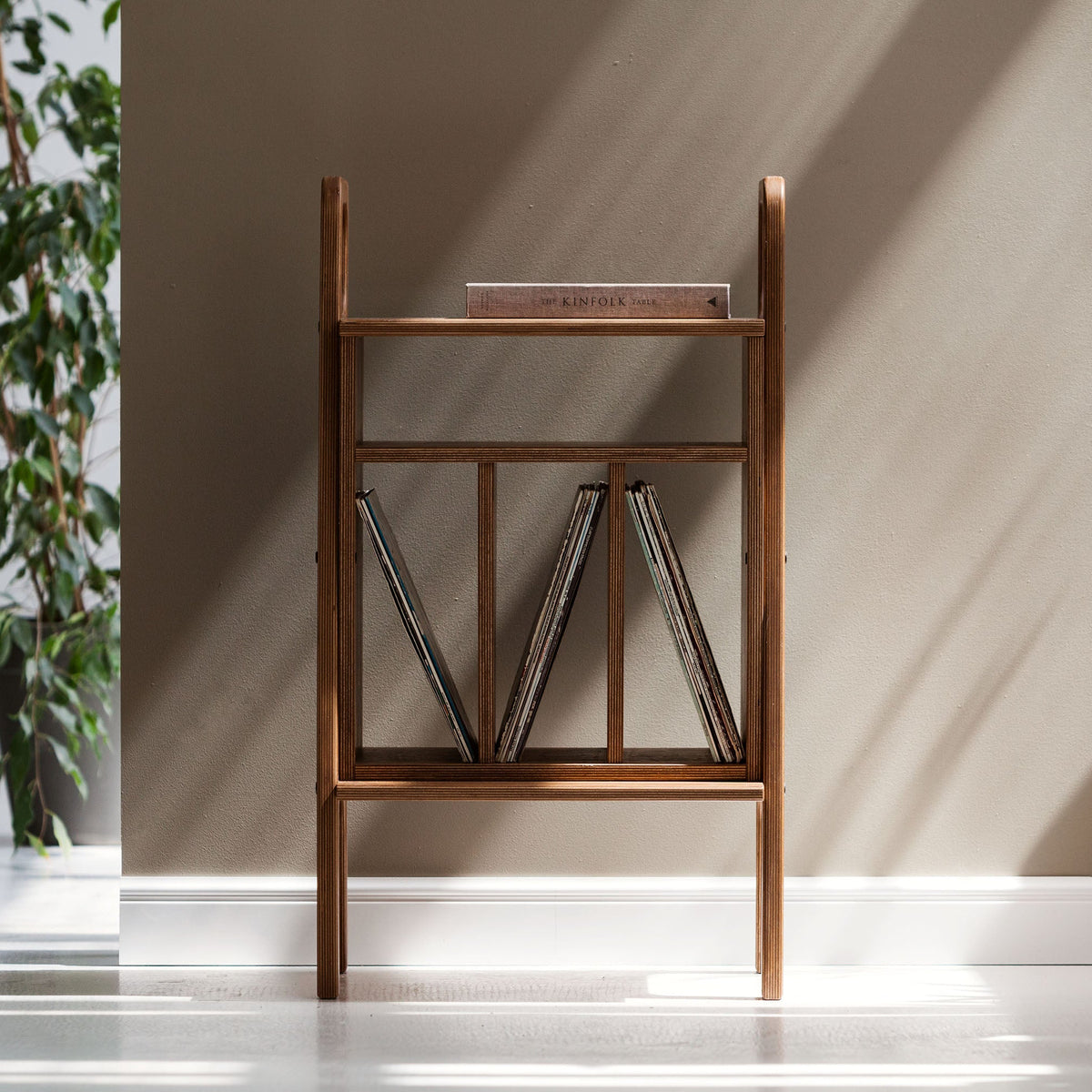 Bookcase Mini with vinyl