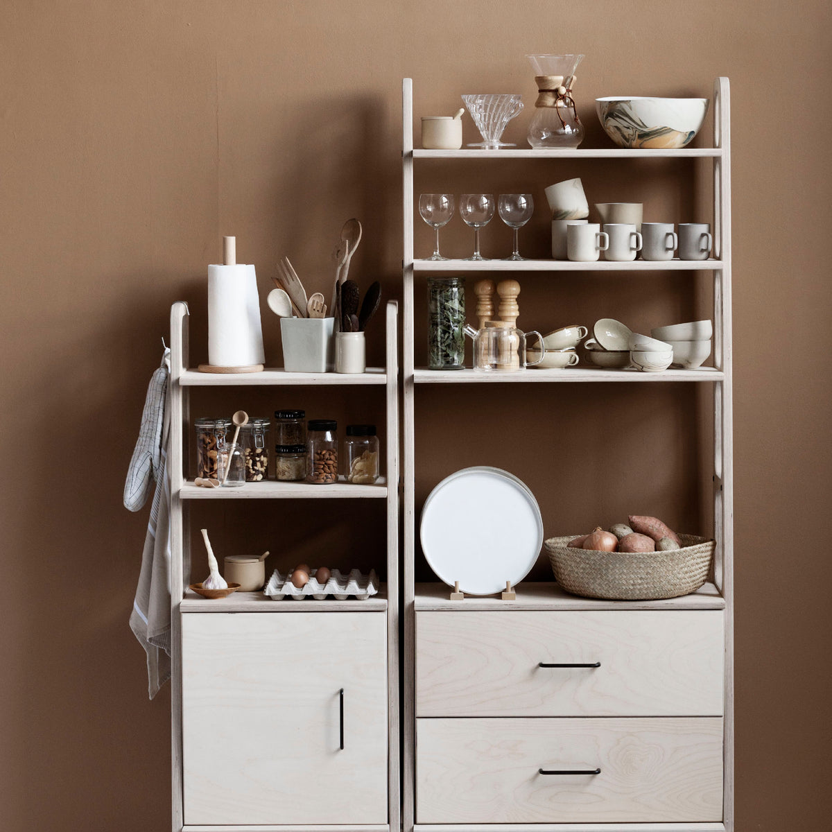 Bookcase Midi with cabinet
