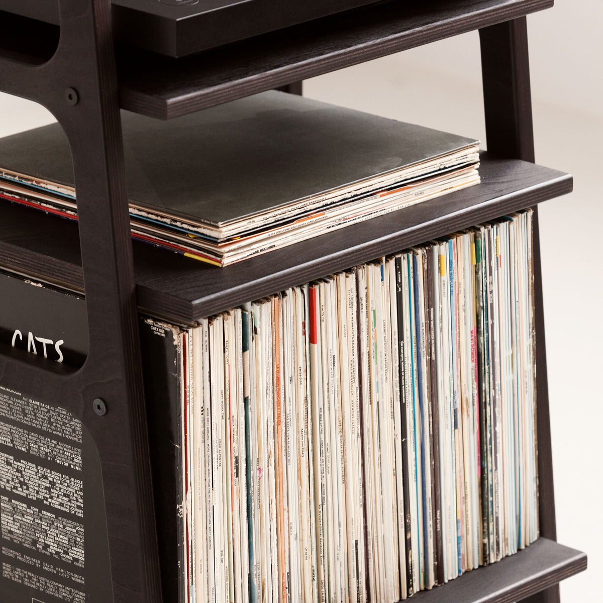 Bookcase Mini with vinyl