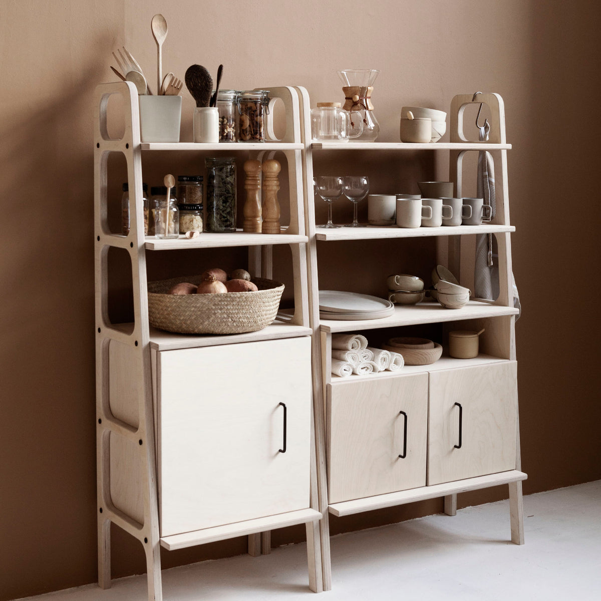 Bookcase Midi with cabinet