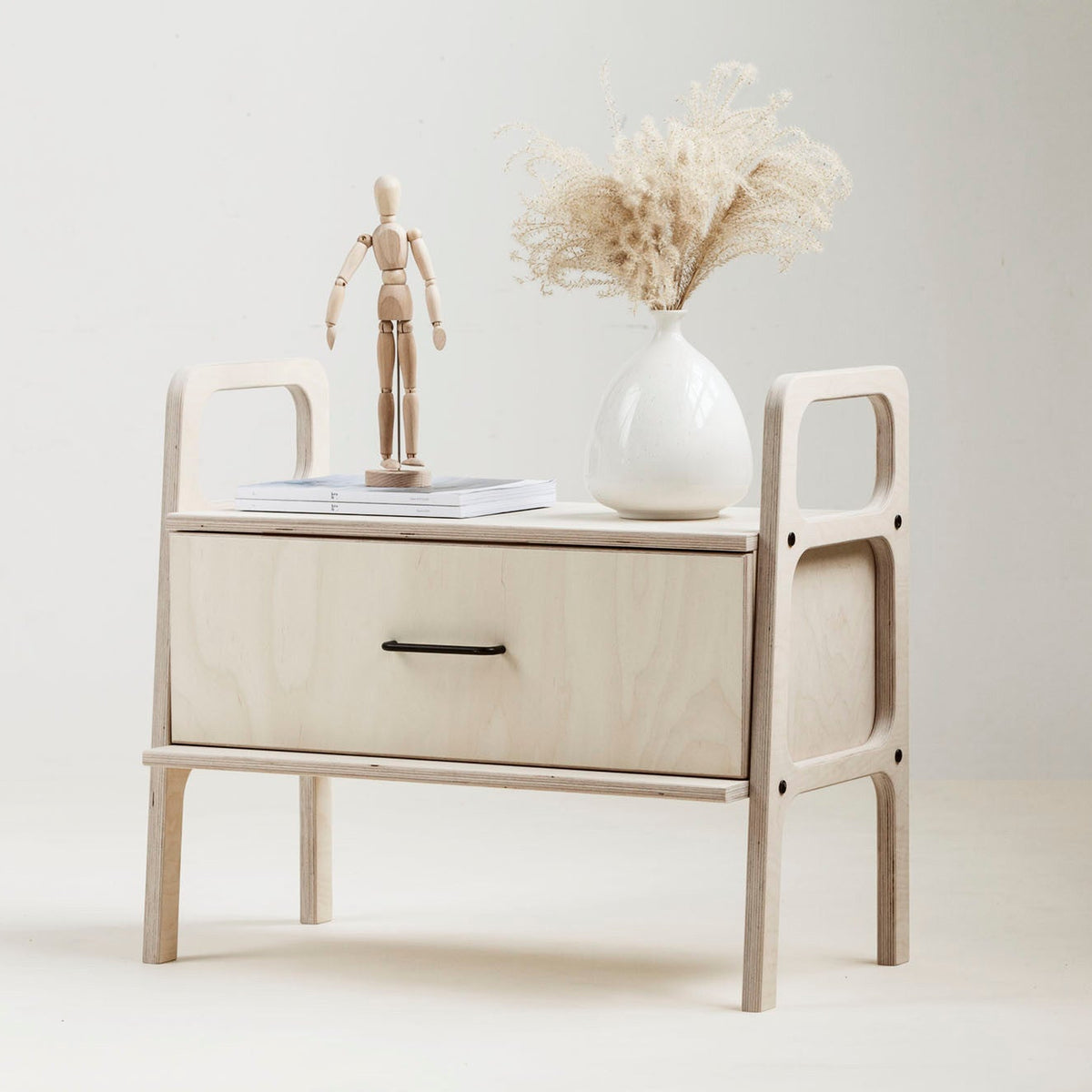 bedsisde-table-mid-century-with-drawer
