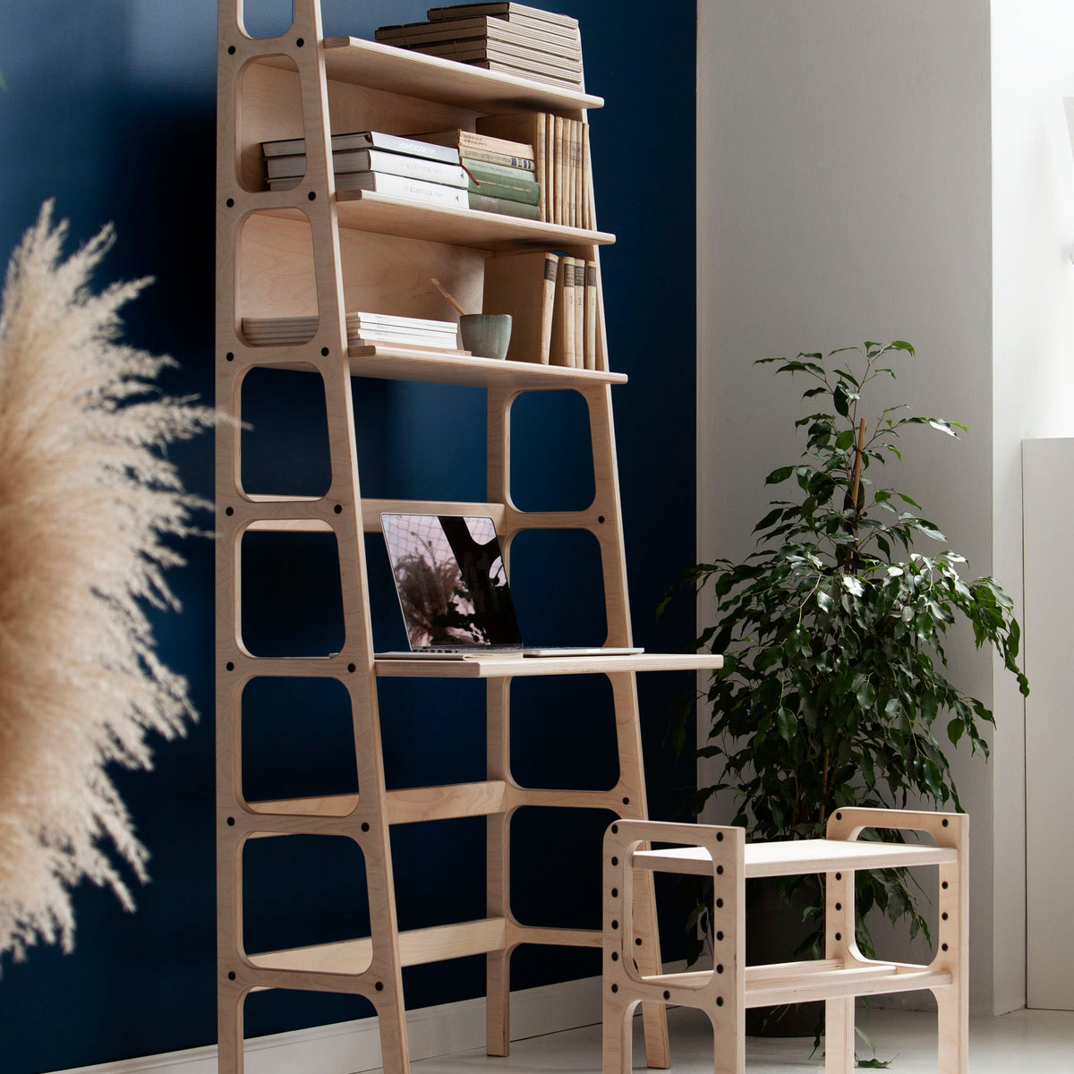 Desk Maxi