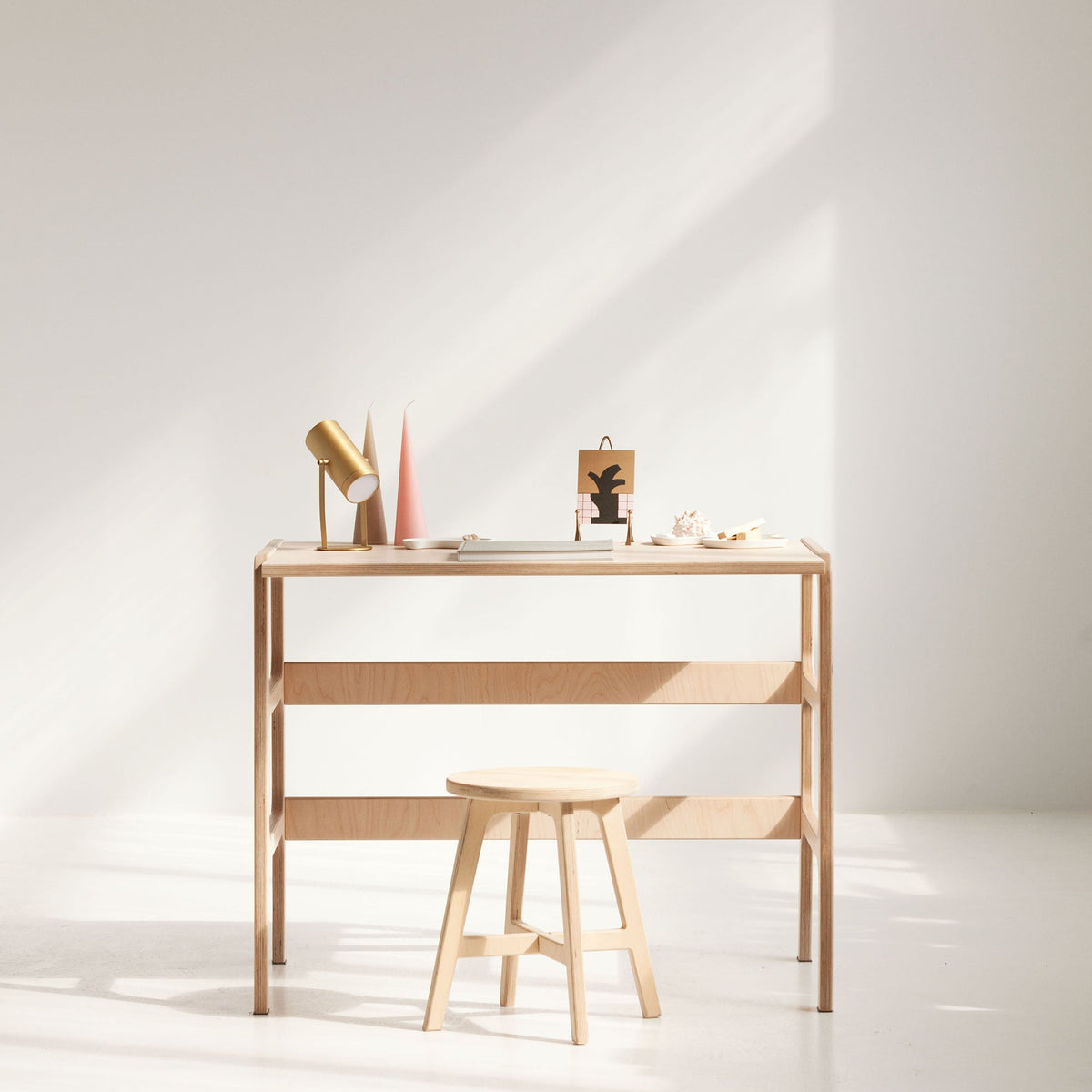 Desk 65